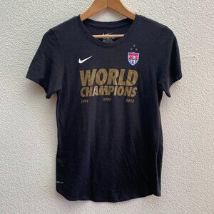 World Champions Team USA Soccer USWNT The Nike Tee DRI-FIT T-Shirt Medium Black